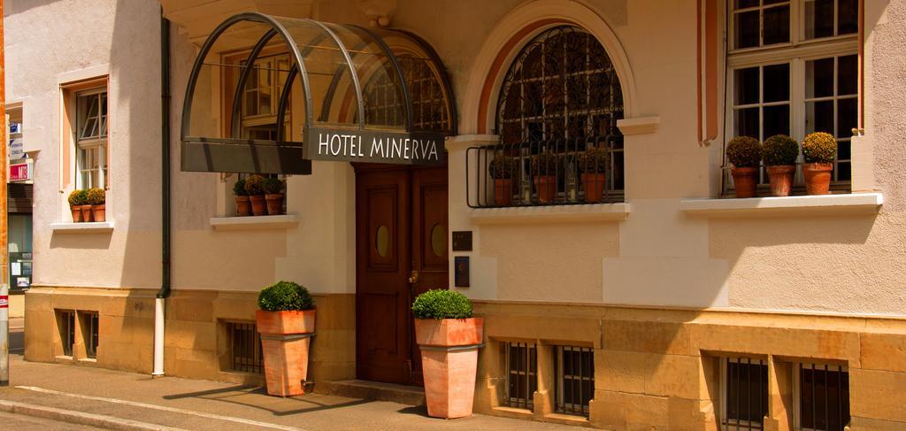 Hotel Minerva ไฟรบวร์กอิมไบรส์เกา ภายนอก รูปภาพ